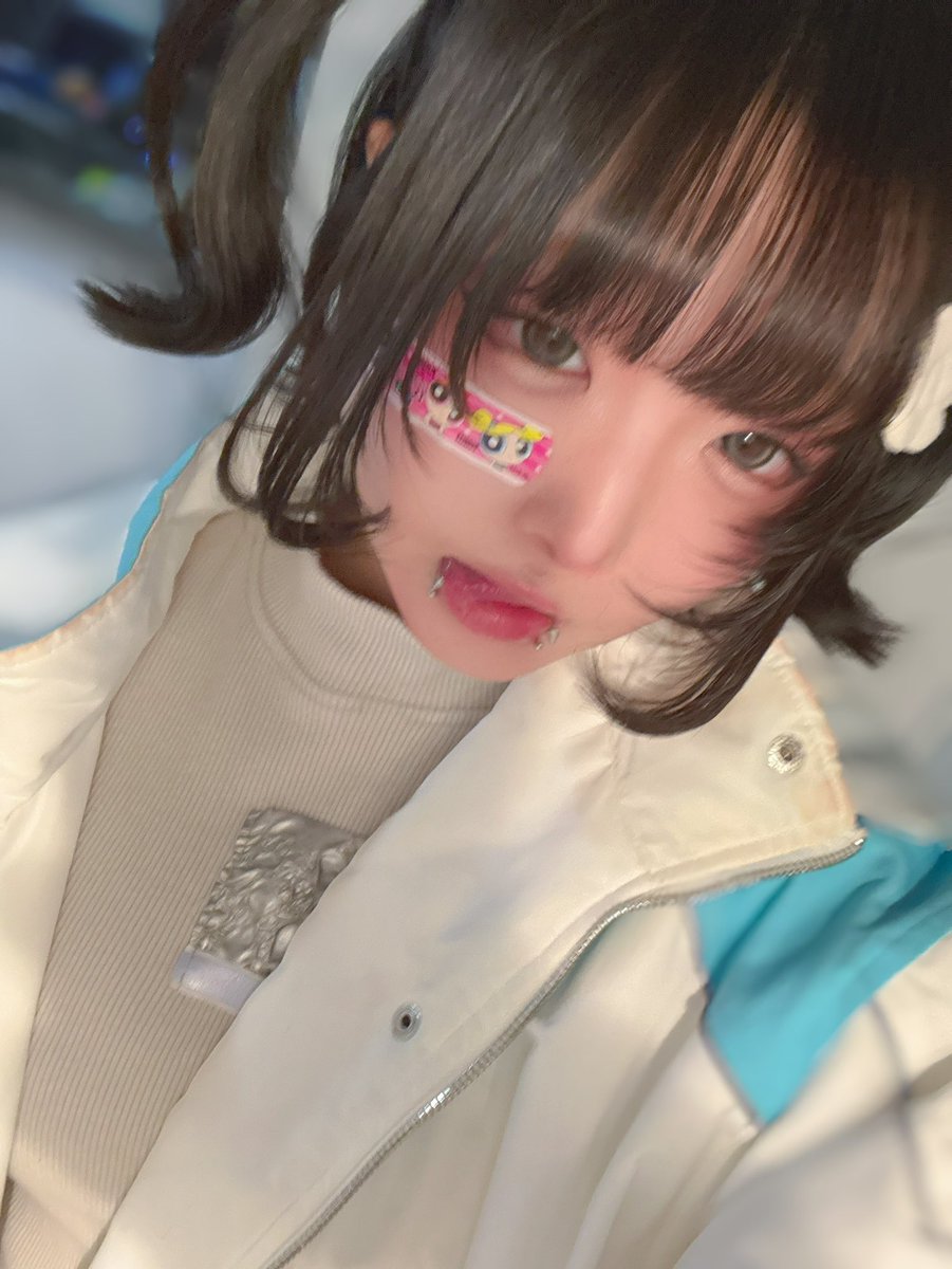 10den🪫 tweet media