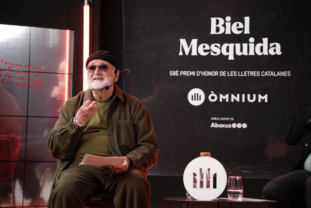 Òmnium Cultural tweet media