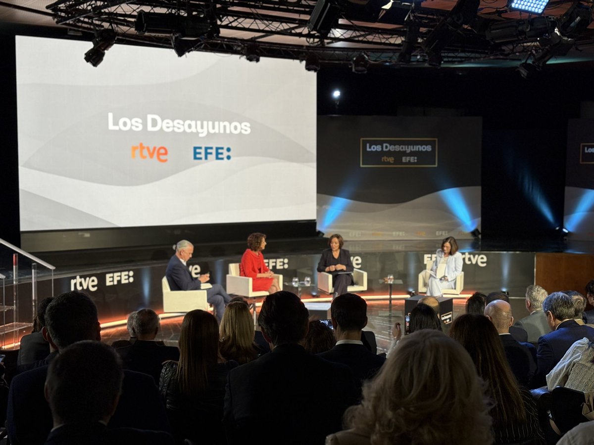 Rebeca Torró/❤️ tweet media