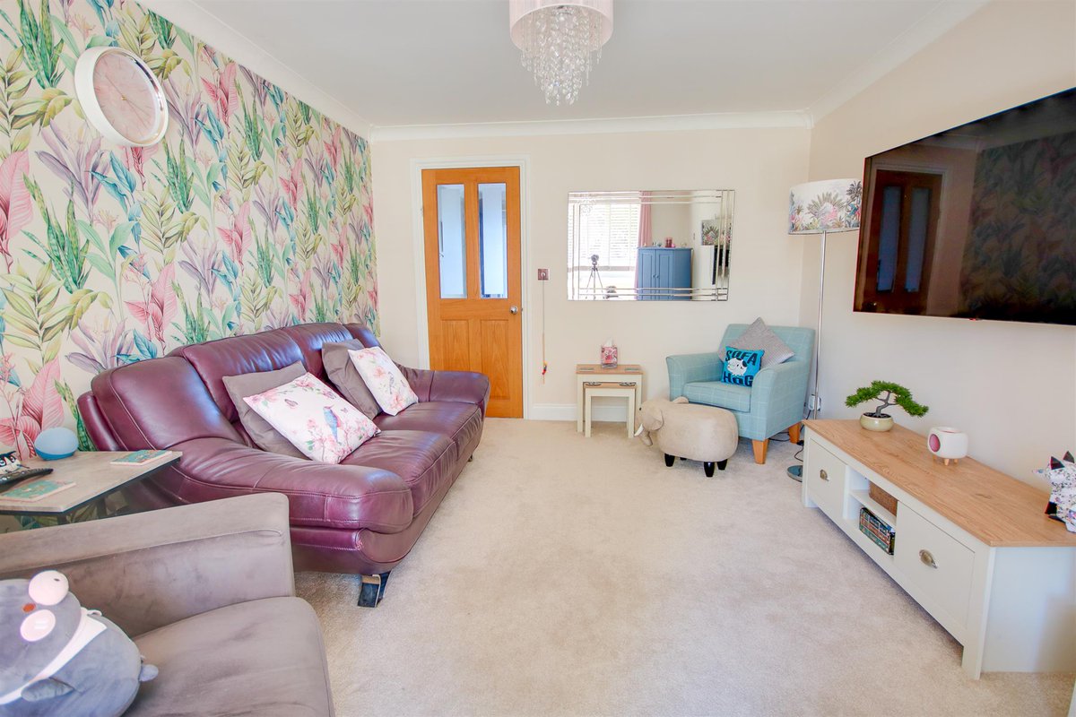 Field Palmer Estate Agents tweet media