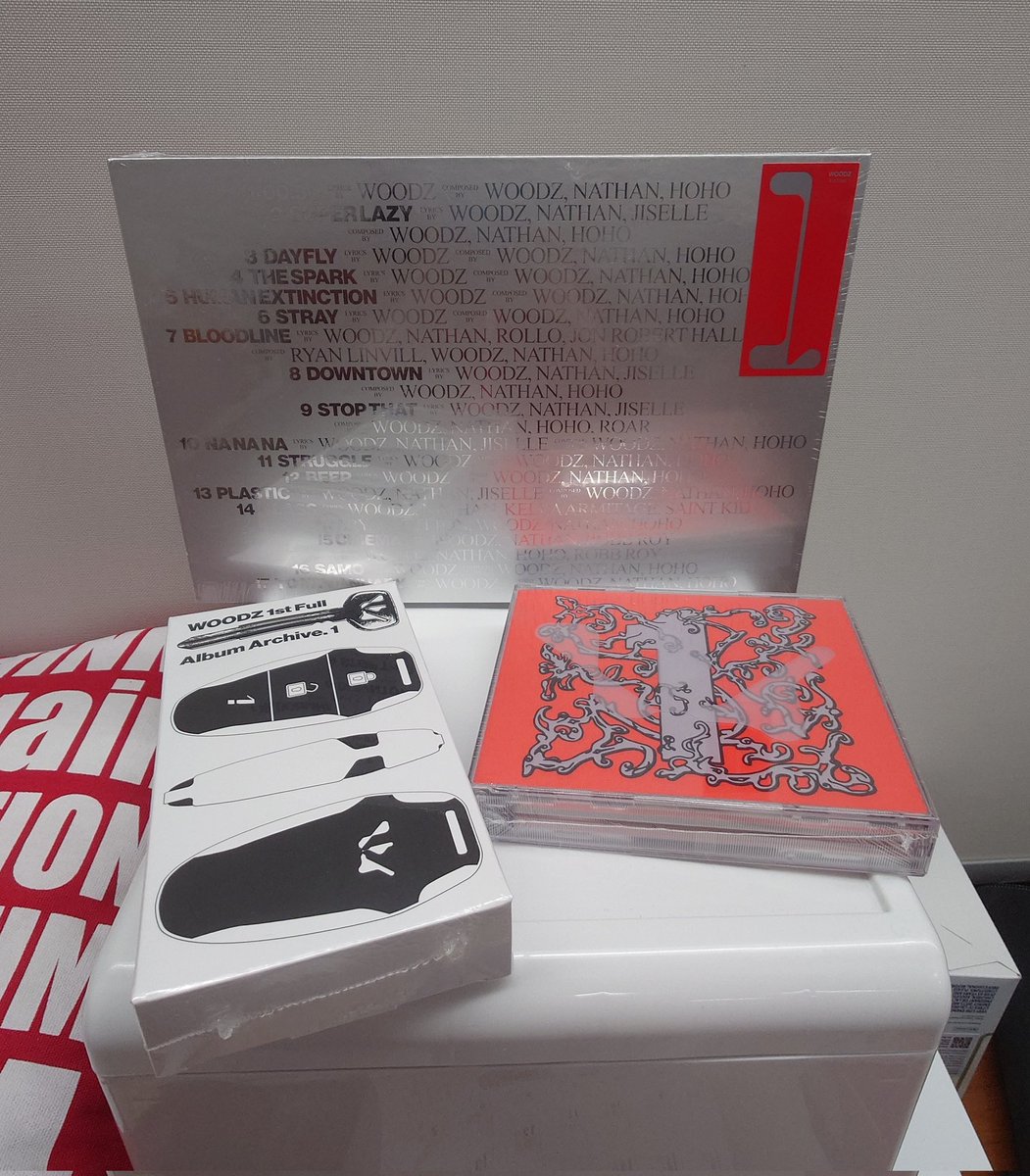 演唱會過後才陸續收到不同平台入手的專輯🙈

#WOODZ #우즈 
#Archive_1