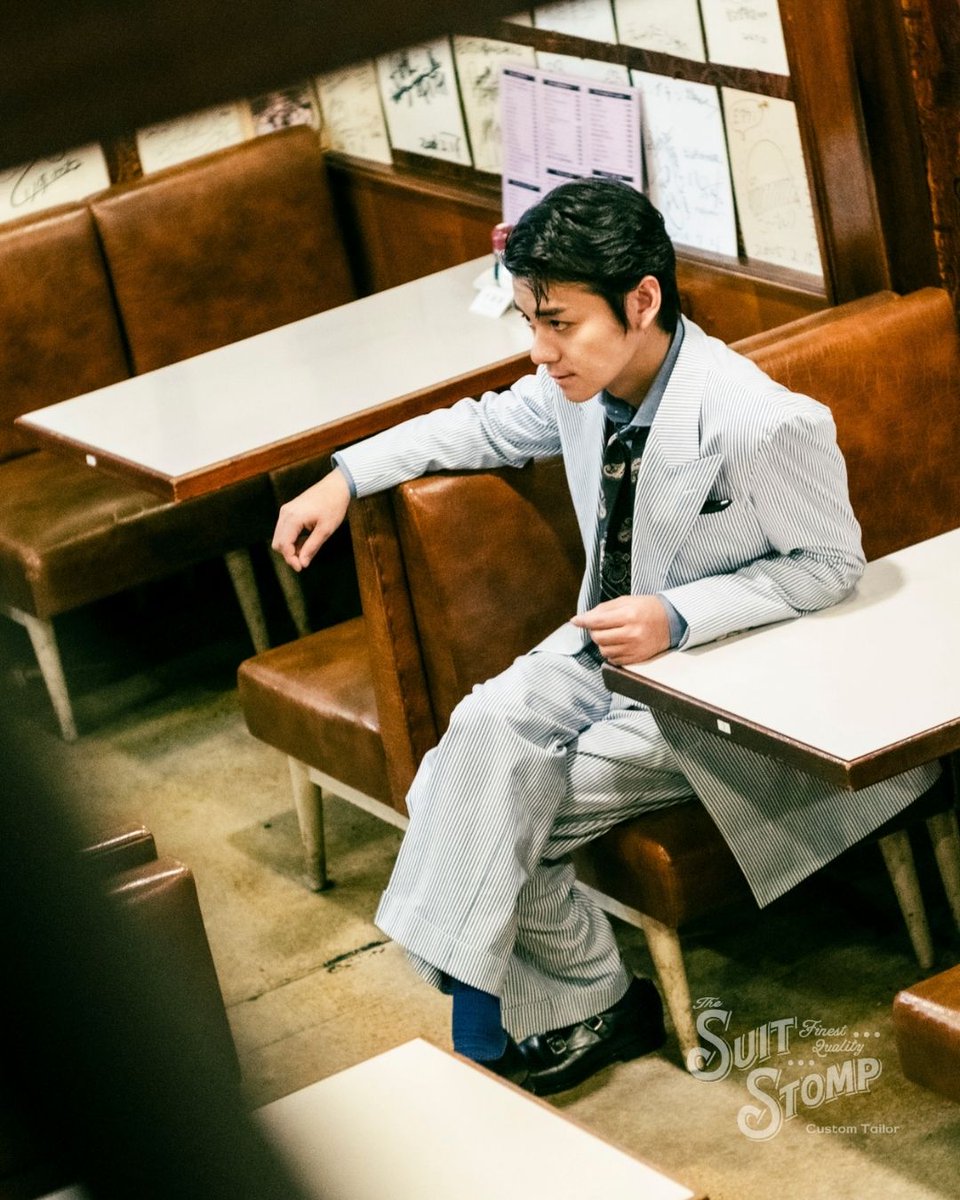 THE SUIT STOMP tweet media