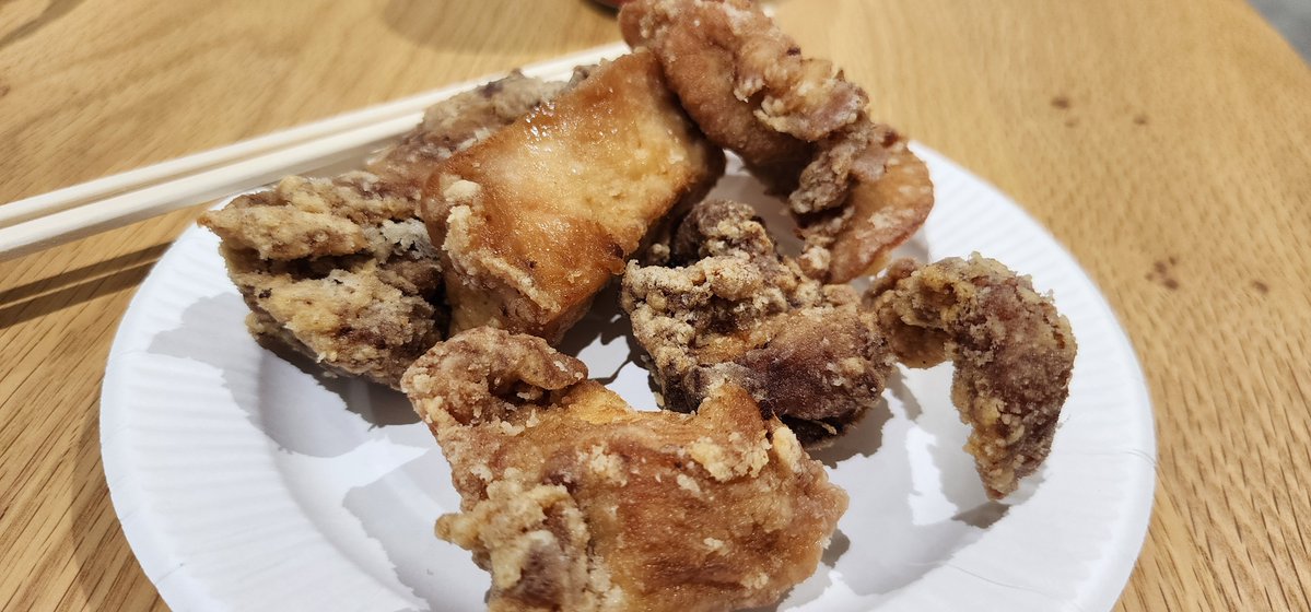 ぼでー tweet media