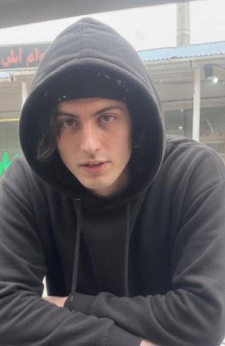 خداناشناس tweet media