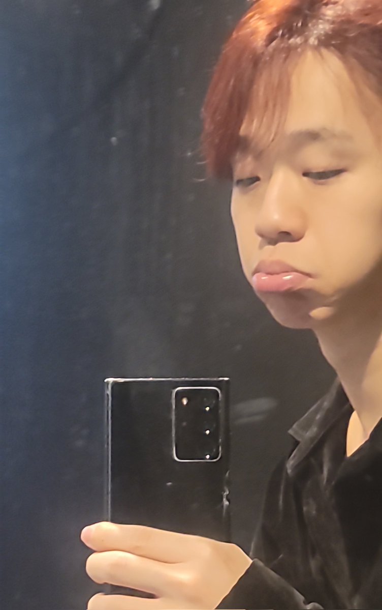 효르기 tweet media