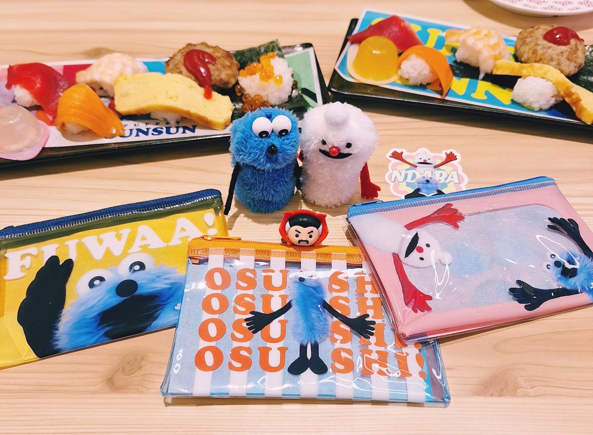 shstjnpt's tweet photo. スンスンコラボ後半戦のスシローに行ってきたよ🍣🎶ポーチ全種無事に揃ってよかった🥳 https://t.co/dRyhfeLrAu