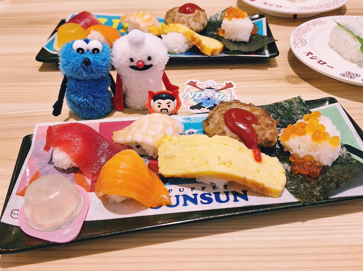 shstjnpt's tweet photo. スンスンコラボ後半戦のスシローに行ってきたよ🍣🎶ポーチ全種無事に揃ってよかった🥳 https://t.co/dRyhfeLrAu