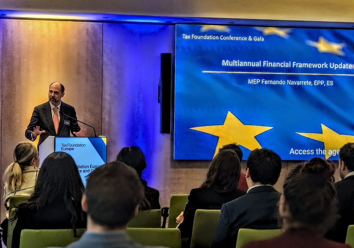 Sarah Wilbur tweet media