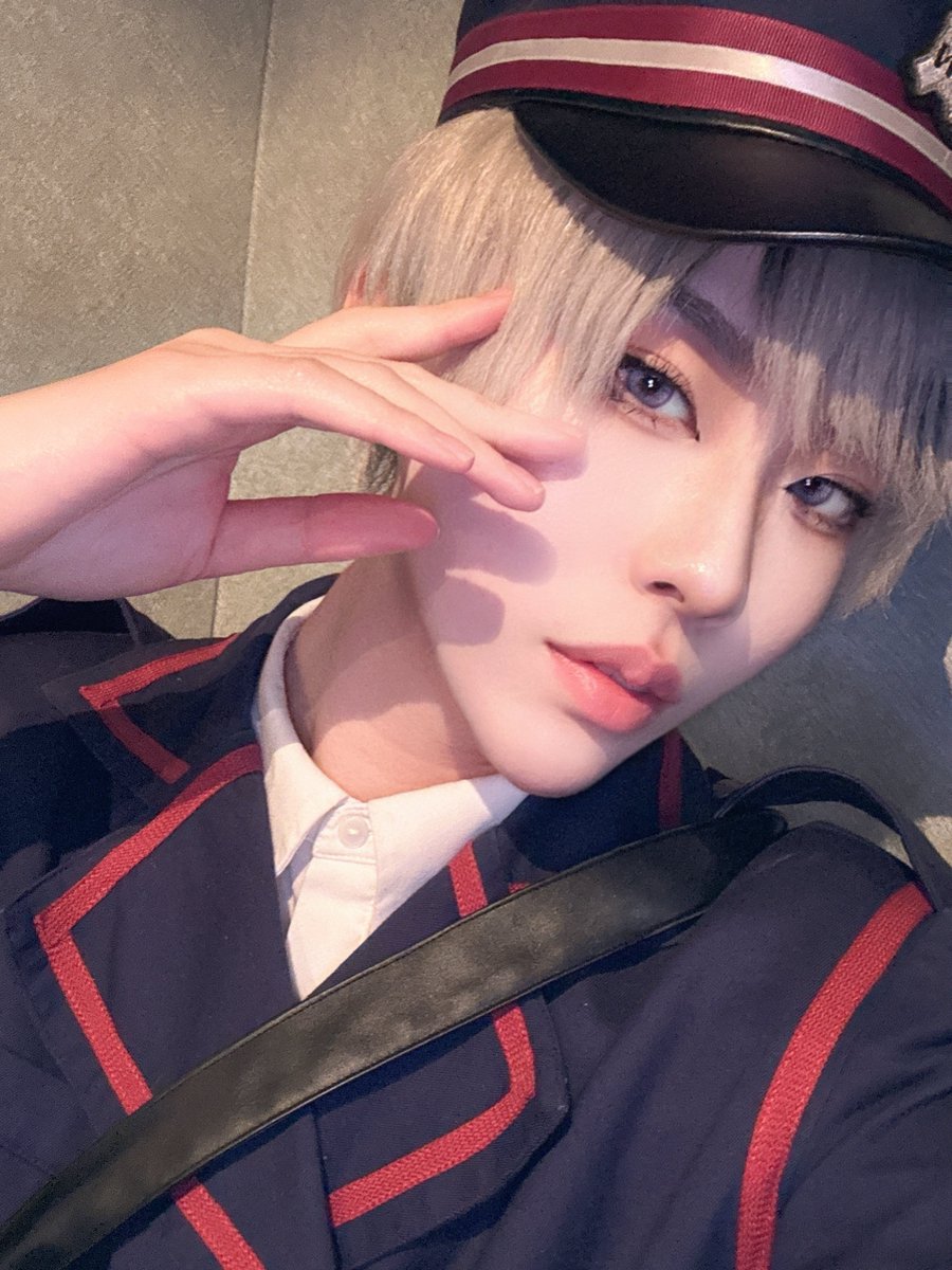 ulu =LEGION= tweet media