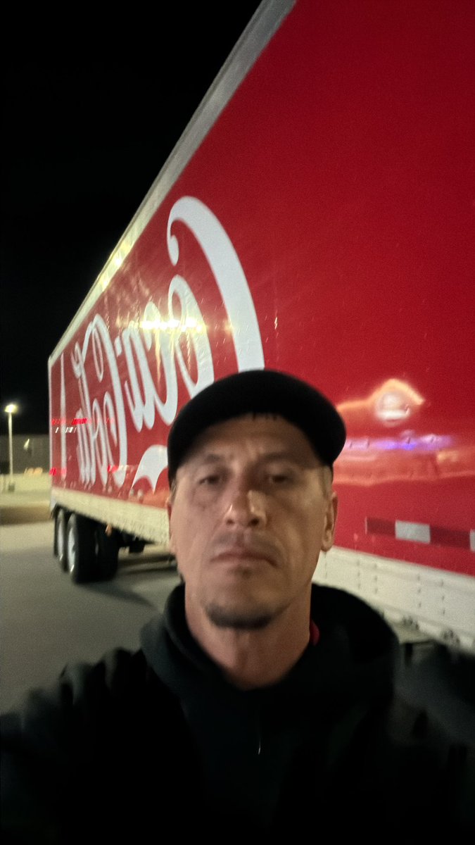 groundp34 tweet media