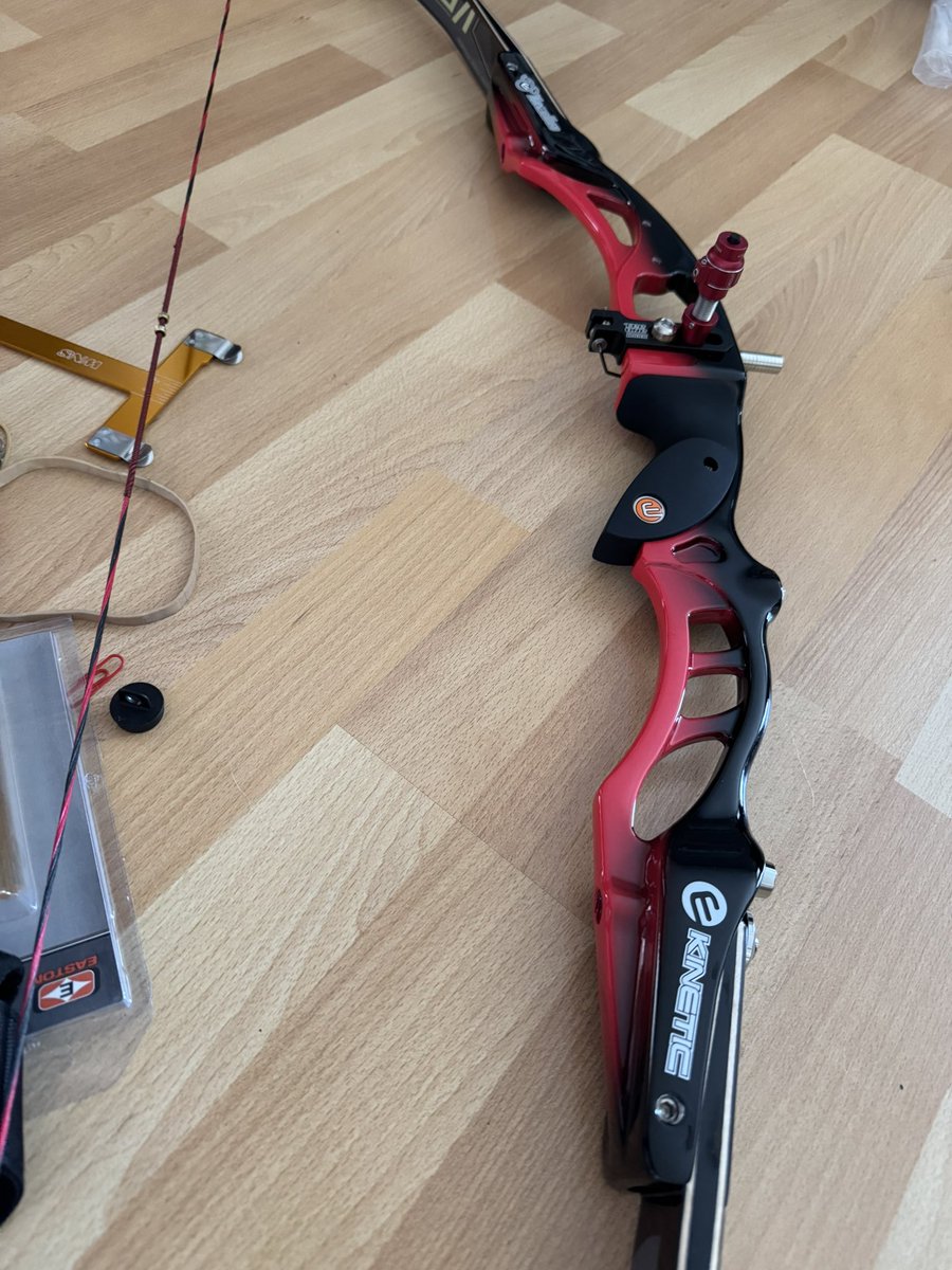 Upřímný tweet media