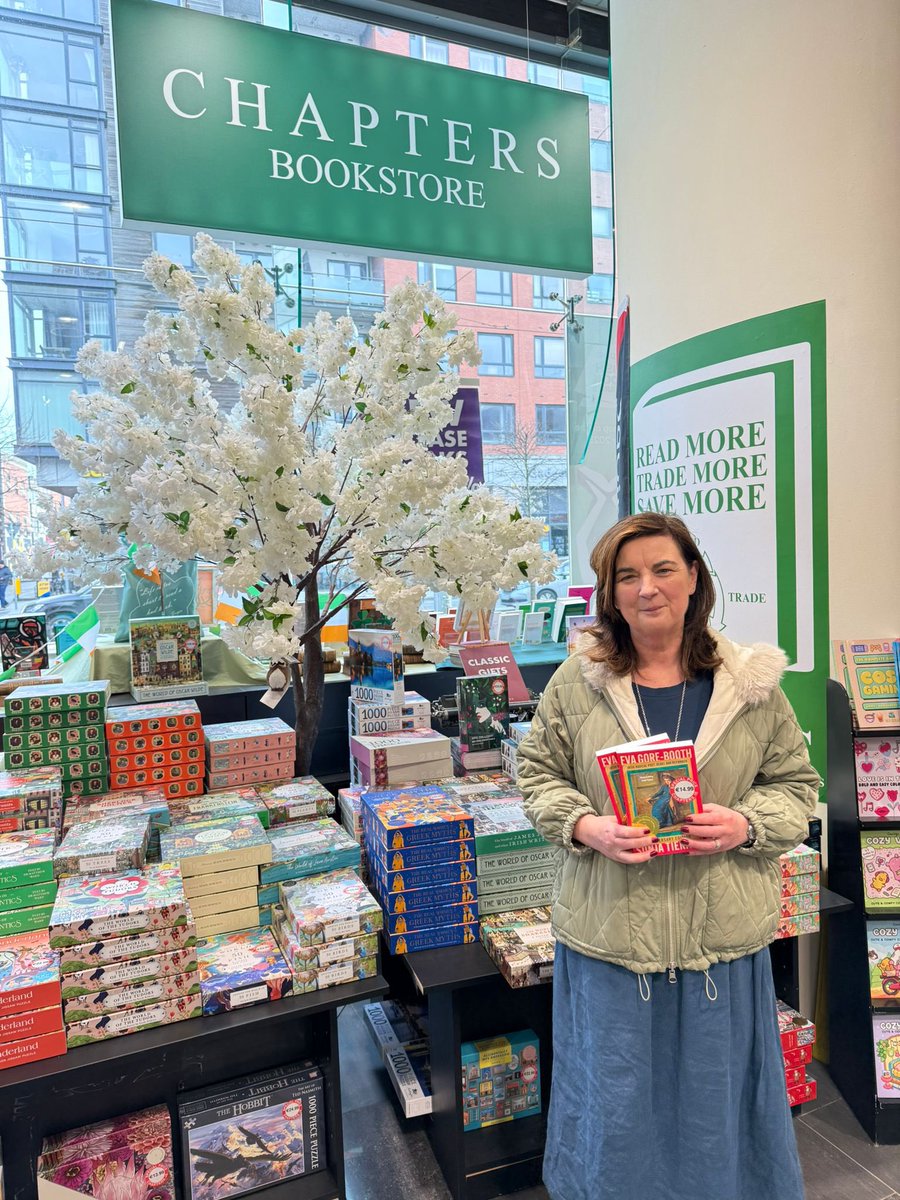 Chapters Bookstore Dublin tweet media