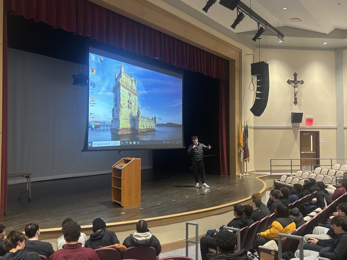 Iona Prep Football tweet media