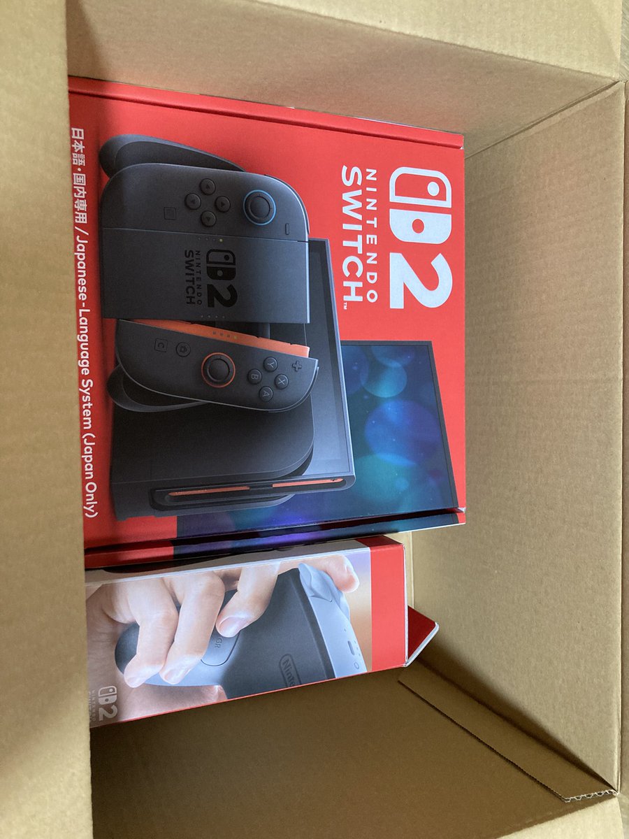 ショウ tweet media