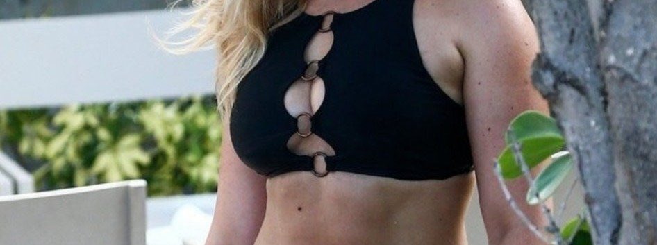 LockScreen_Art tweet media