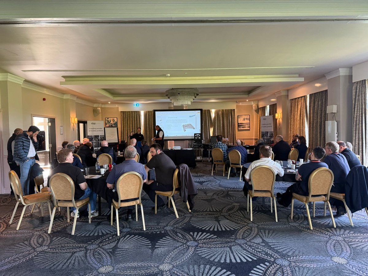 elapmobility's tweet photo. We had a great day training our partner companies on the Fadiel &amp; Elap product range yesterday! We are looking forward to another great day today! 👨‍🔧🚘 https://t.co/NSb87ecpuI
