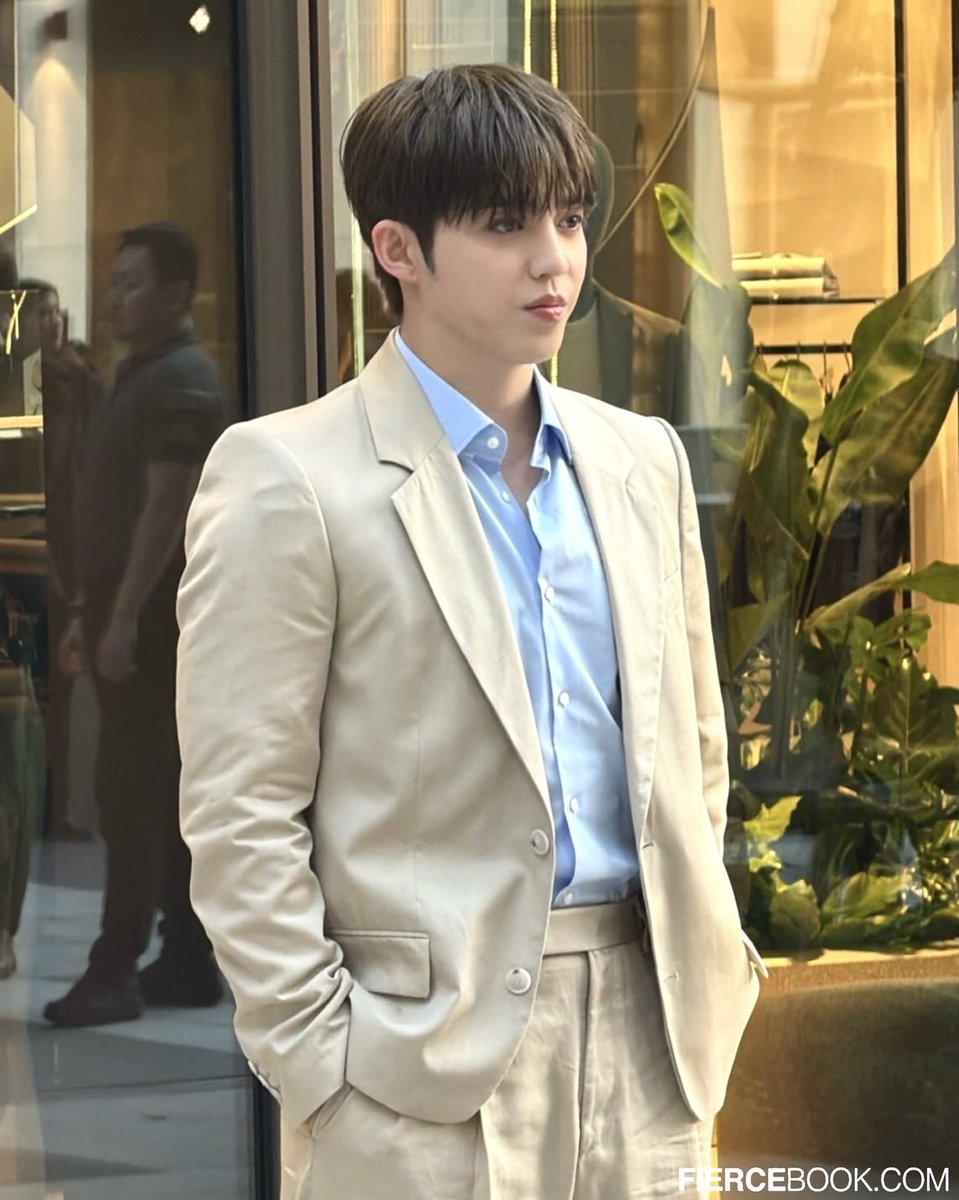 Fiercebook tweet media