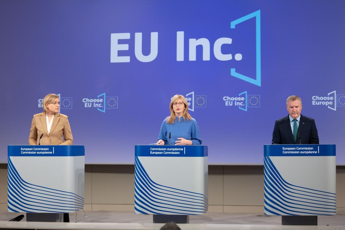 Comisión Europea en España tweet media