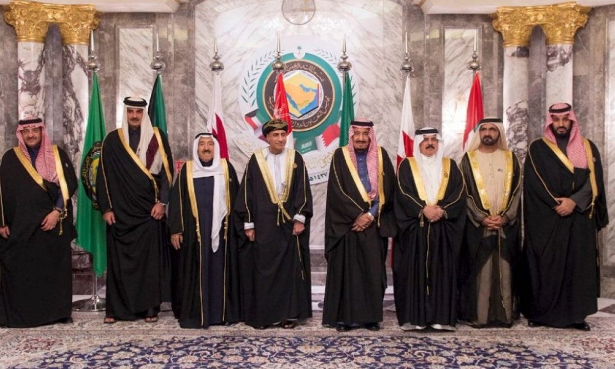 the rose tweet media