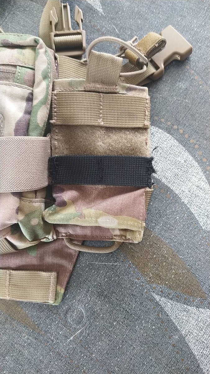 Folky___'s tweet photo. @HavocTwoOne @5StarAlts modified my chest rig by removing some of the integrated pistol pouch and adding molle to attach a spud pouch https://t.co/mZmz6fVa1S