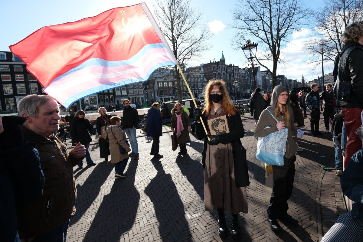 Leanne 🍅☭ tweet media