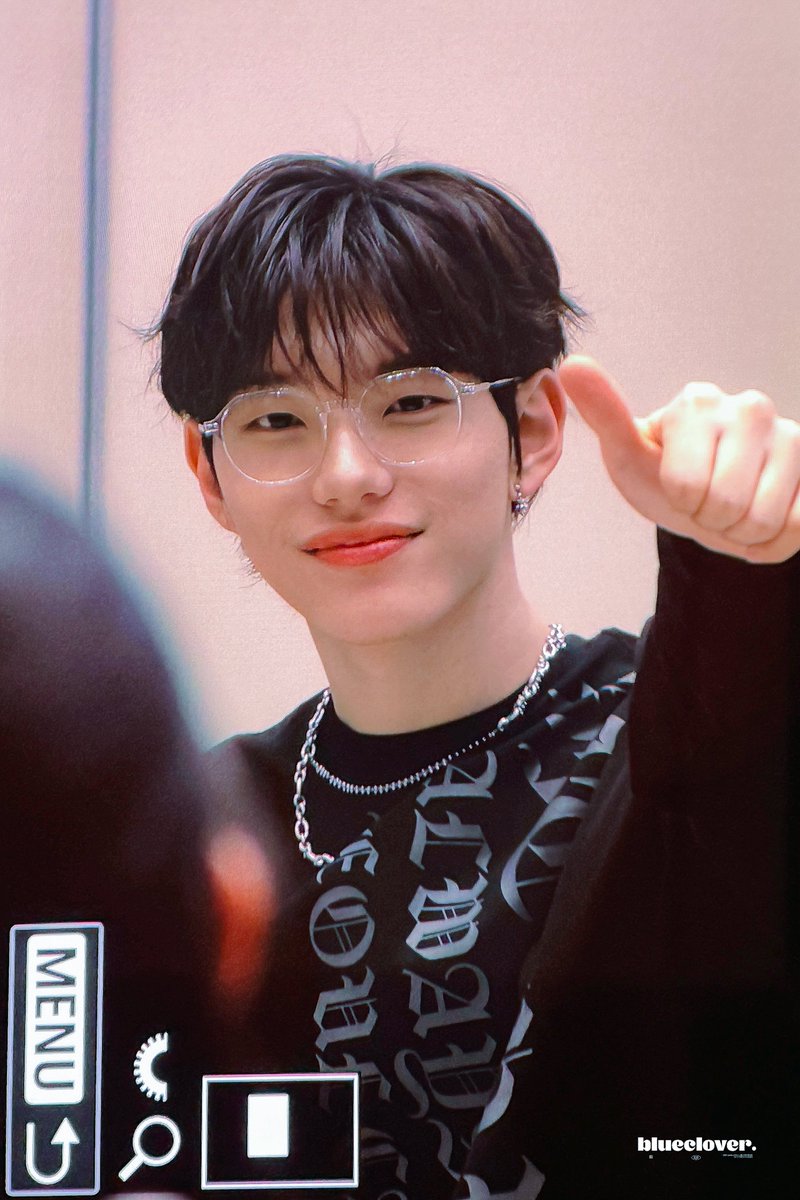 blueclover. tweet media