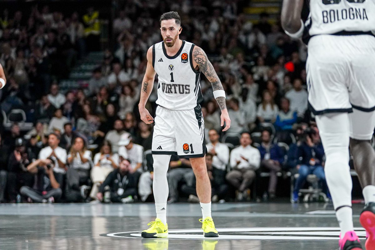 Backdoor_podcast tweet media