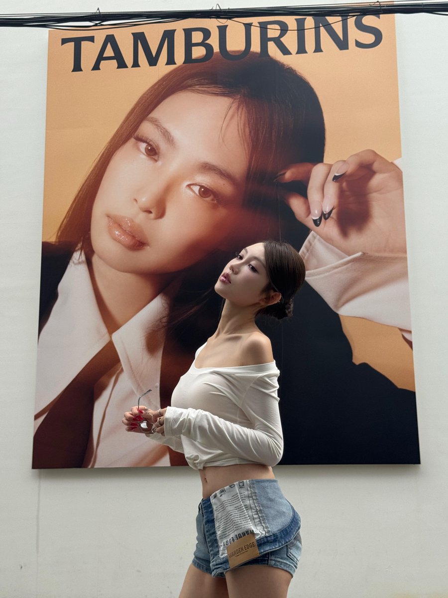 十六点半的云 tweet media