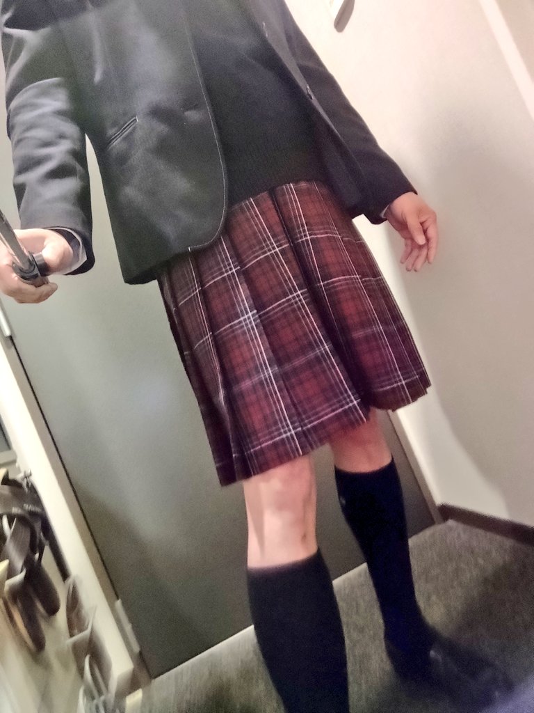 ひかる tweet media