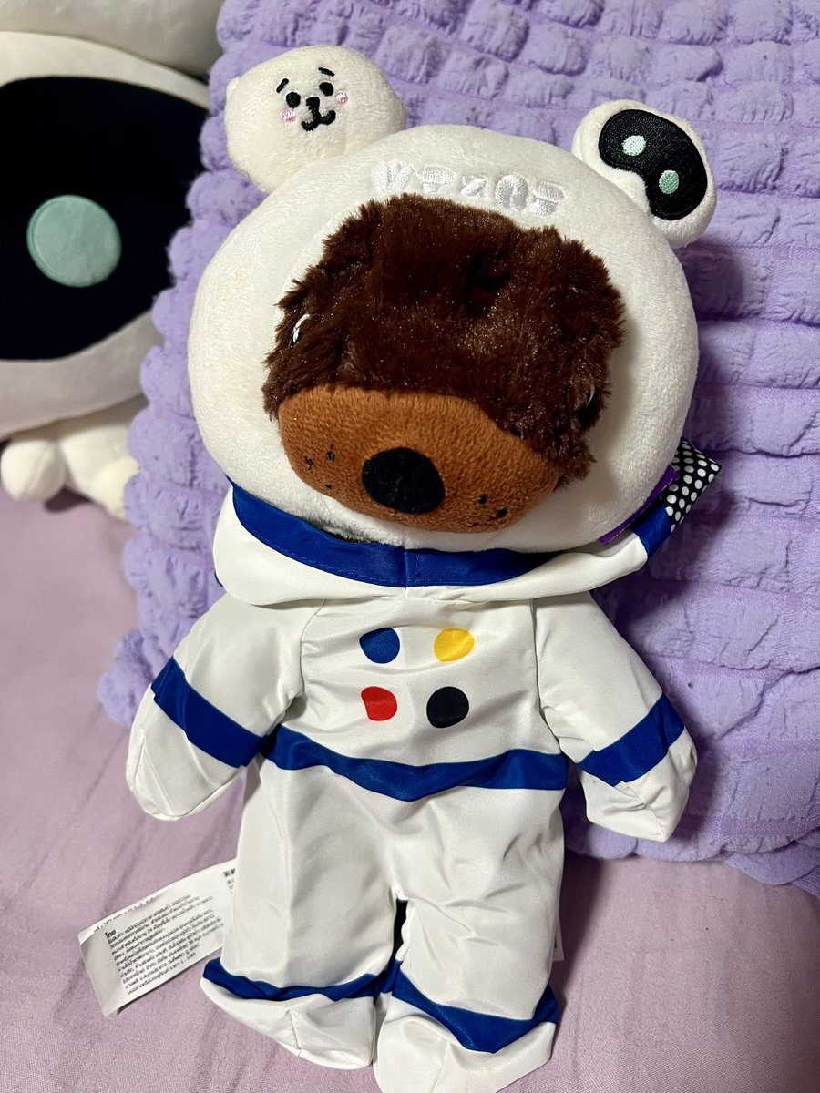neo31wave's tweet photo. だって、ハッ‼️と閃いたんだもの
かわいいじゃないかっ！！😍🐻
って、明日フライト
早くパッキング終わらせなさーい！！

#カムバ #bts #BTS_ARİRANG https://t.co/w9NKdMjO7Y