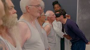 เคยดูรายการนี้ 100 humans ใน Netflix ให้มนุษย์ 100 คน ทดสอบดมกลิ่น แยกวัยรุ่น+คนแก่ มีคนนึงแยกกลิ่นวัยรุ่นเป็นของกิน วานิลลา ไส้กรอก คุกกี้ จนพิธีกรถามว่าแน่ใจนะว่าไม่ใช่เพราะหิว ชีตอบอาจจะหิวก็ได้  5555+ 

สุดท้ายกลิ่นคนแก่มีกลิ่น ขนมปังข้าวโพด โรงรถ เฟอนิเจอร์ ผ้าปูที่นอน โชฟา