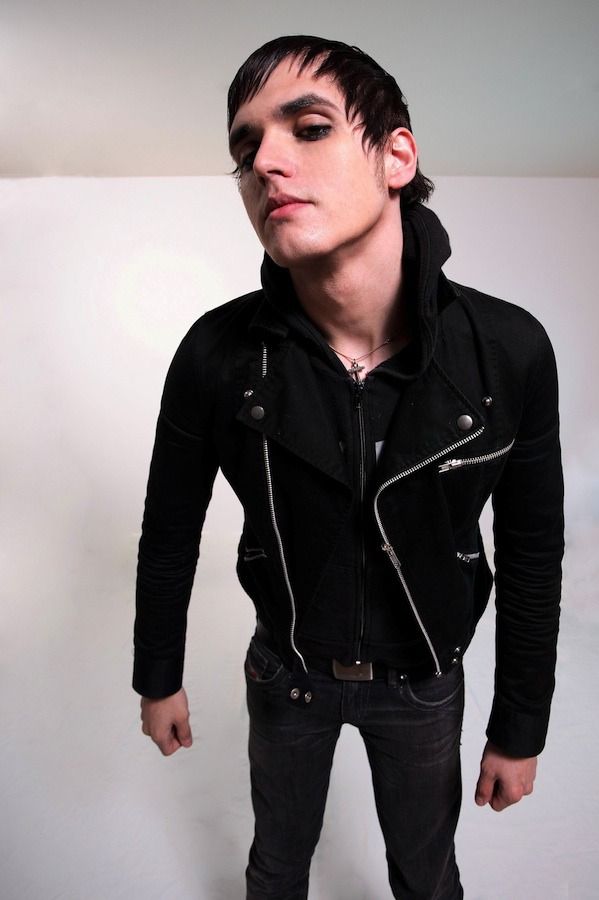 Mikey Hourly tweet media