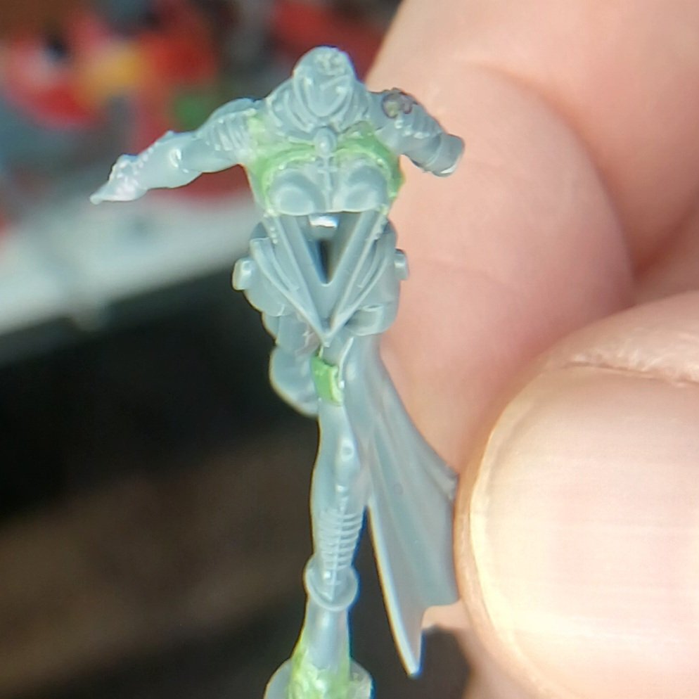 ChaosWulff's tweet photo. I did a little sculpting today. Added some hair to my kitbashed Judiciar & modified Yvraine's outfit.
Yvraine's modifications almost gave me an aneurysm! I've never had to sculpt something so small!
#BloodAngels #SpaceMarines #Ulthwe #Aeldari #WarhammerCommunity #Warhammer40K https://t.co/T4Htwy1KhT