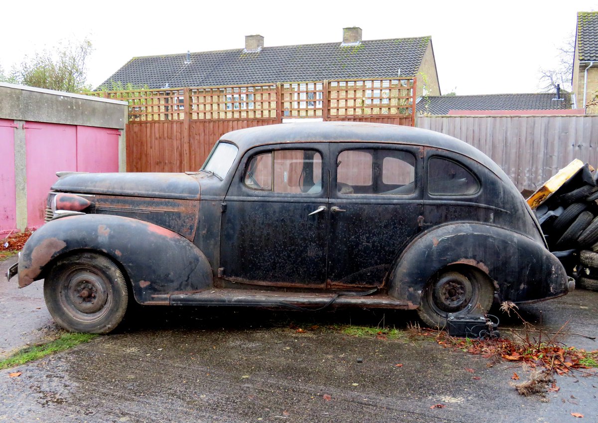 Old Classic Car tweet media