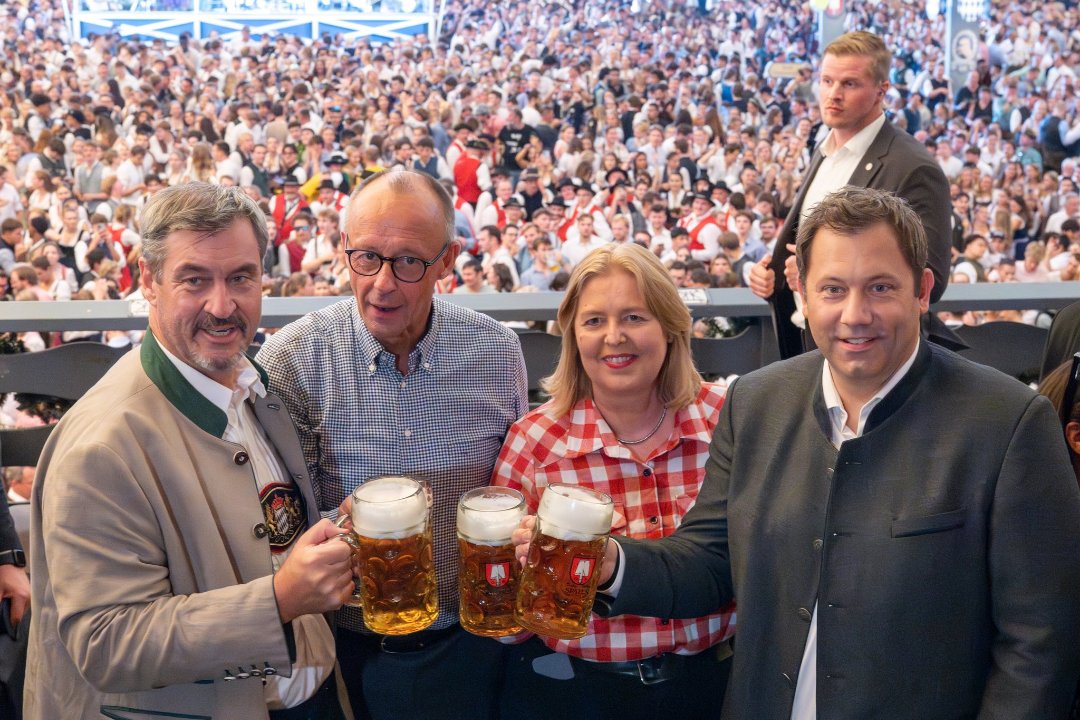 Maximilian Märkl tweet media