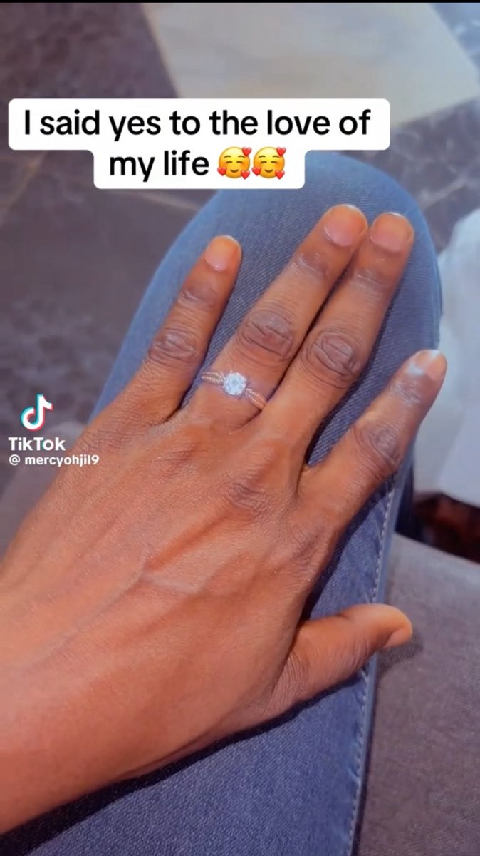 Jane🌸 tweet media