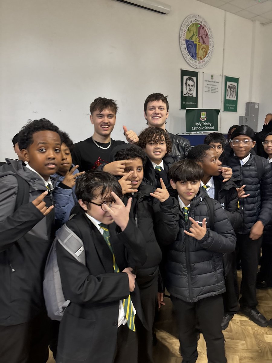 Holy Trinity Catholic School tweet media