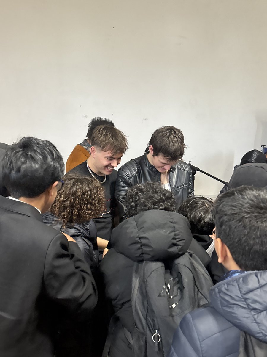 Holy Trinity Catholic School tweet media