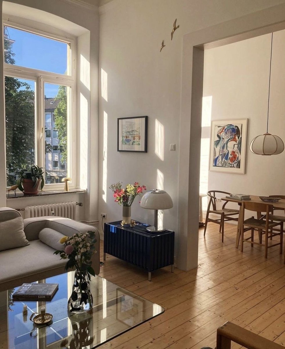 HouseCompendium's tweet photo. I've said it before, and I'll say it again: natural light is the best decoration for your home. https://t.co/LUt4aDIbzK