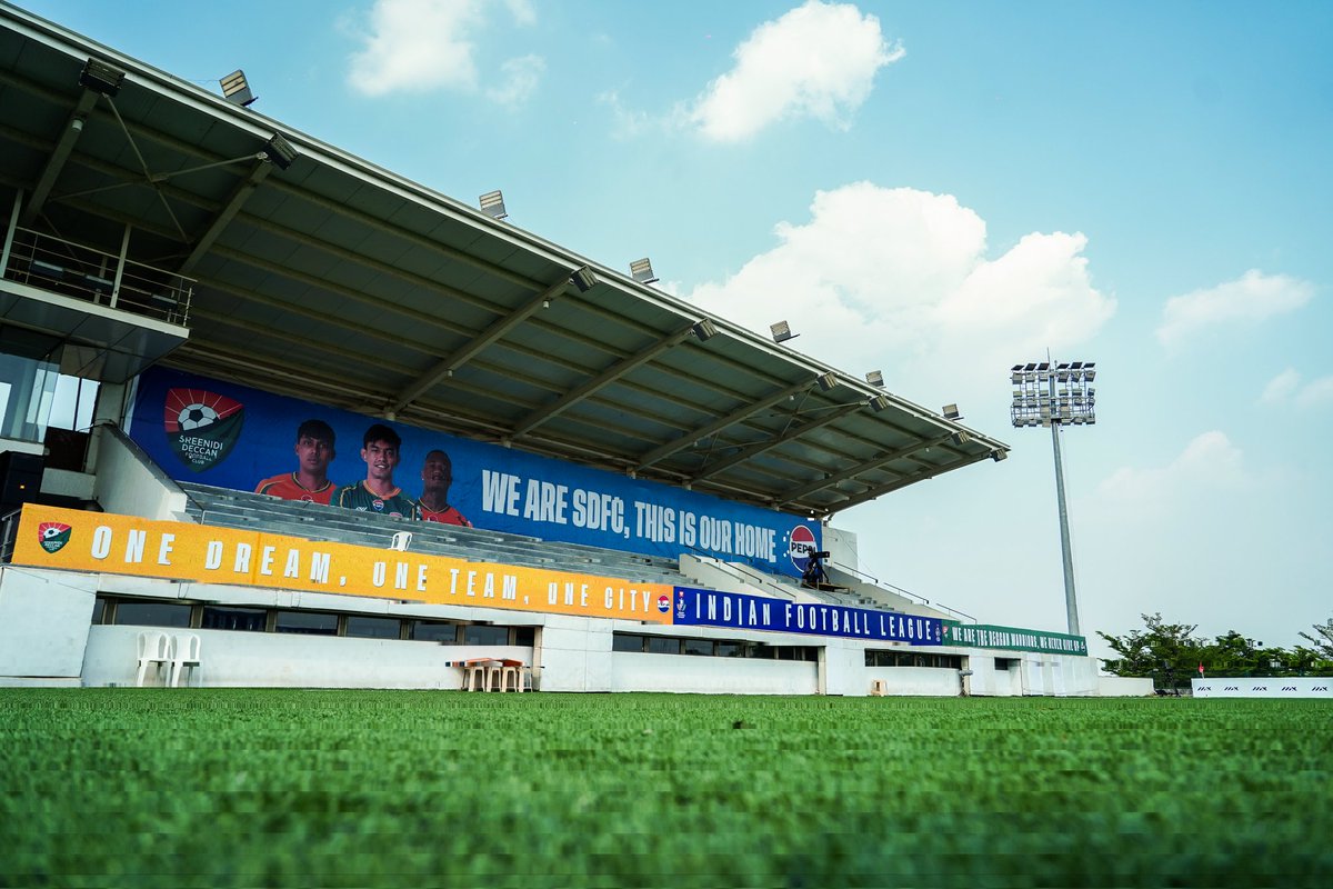 sreenidideccan's tweet photo. The Deccan Arena 🏟️ is ready 🧡💚 

#StarCementIFL #SDECNAM #WeAreSDFC https://t.co/iIcY2EvAie