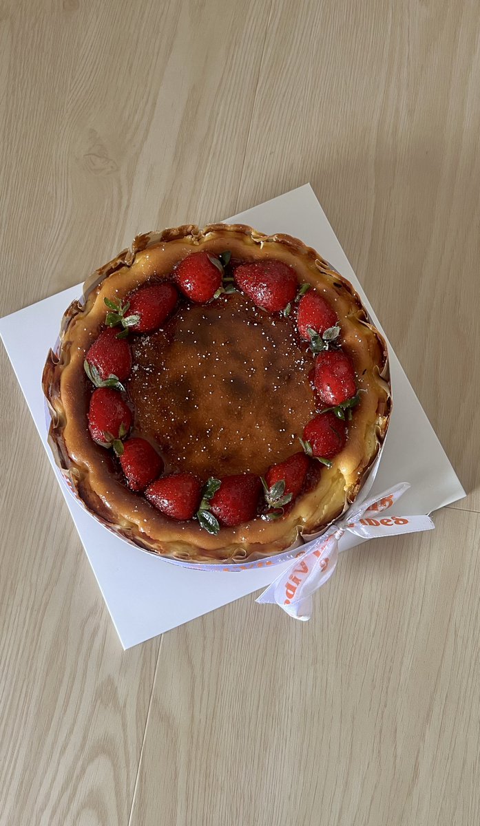 ★ايما tweet media