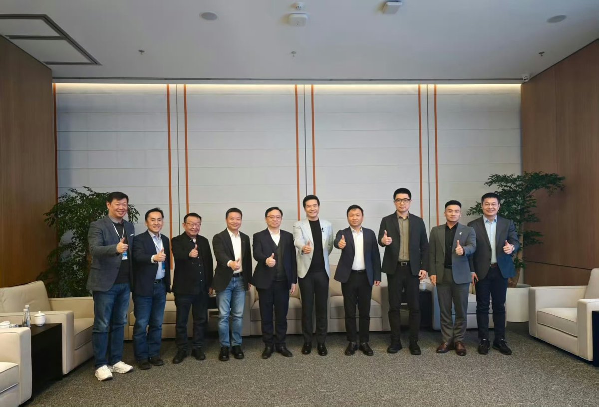 shisanzhang tweet media