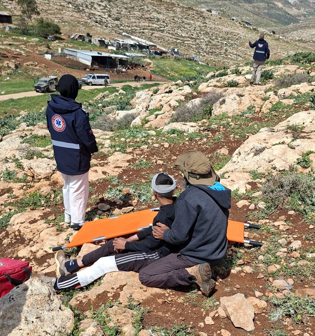 מסתכלים לכיבוש בעיניים tweet media