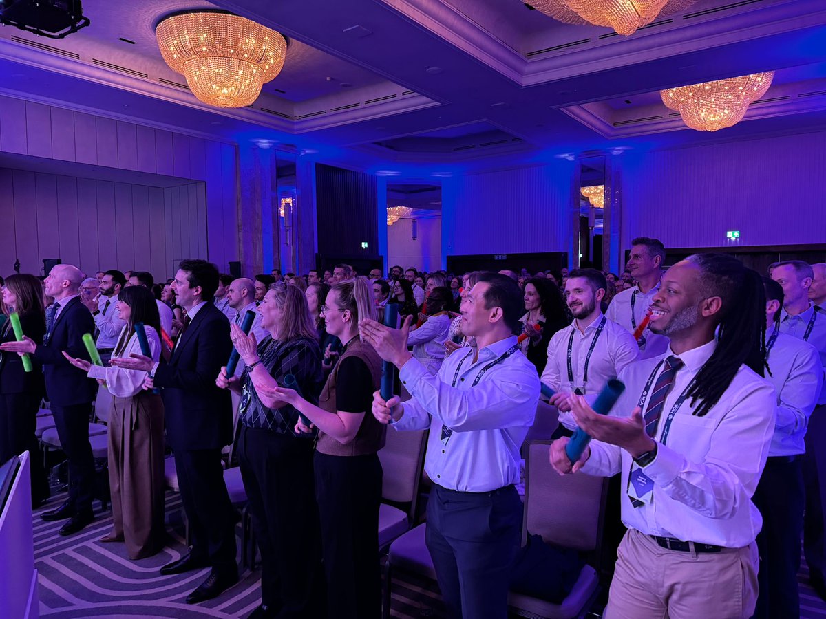 OrangeworksUK's tweet image. BoomTime is always a good time with Ed 🎶 350 delegates. One room. One unforgettable rhythm. We brought the energy to HCA Healthcare at Hilton Park Lane last week, turning their conference into a full-blown musical experience 🥁eu1.hubs.ly/H0sNYkb0
#conferenceevents