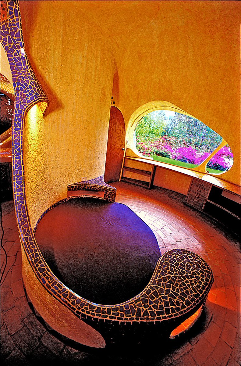 Arquitectos_MX's tweet image. Casa Ballena Mexicana / Javier Senosiain

Año: 1992

Proyecto --&amp;gt; arquitectosmx.com/casa-ballena-m…

#Arquitectura #Architecture #Casas #Houses #México