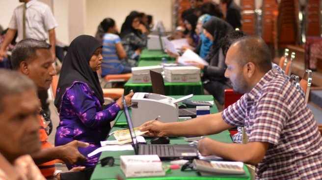 ބޮލަކަށް 6000 ދިވެހި ރުފިޔާގެ މަގުން މި އަހަރުގެ ފިތުރު ޒަކާތް ބަހައިފި

asuruonline.com/44905/