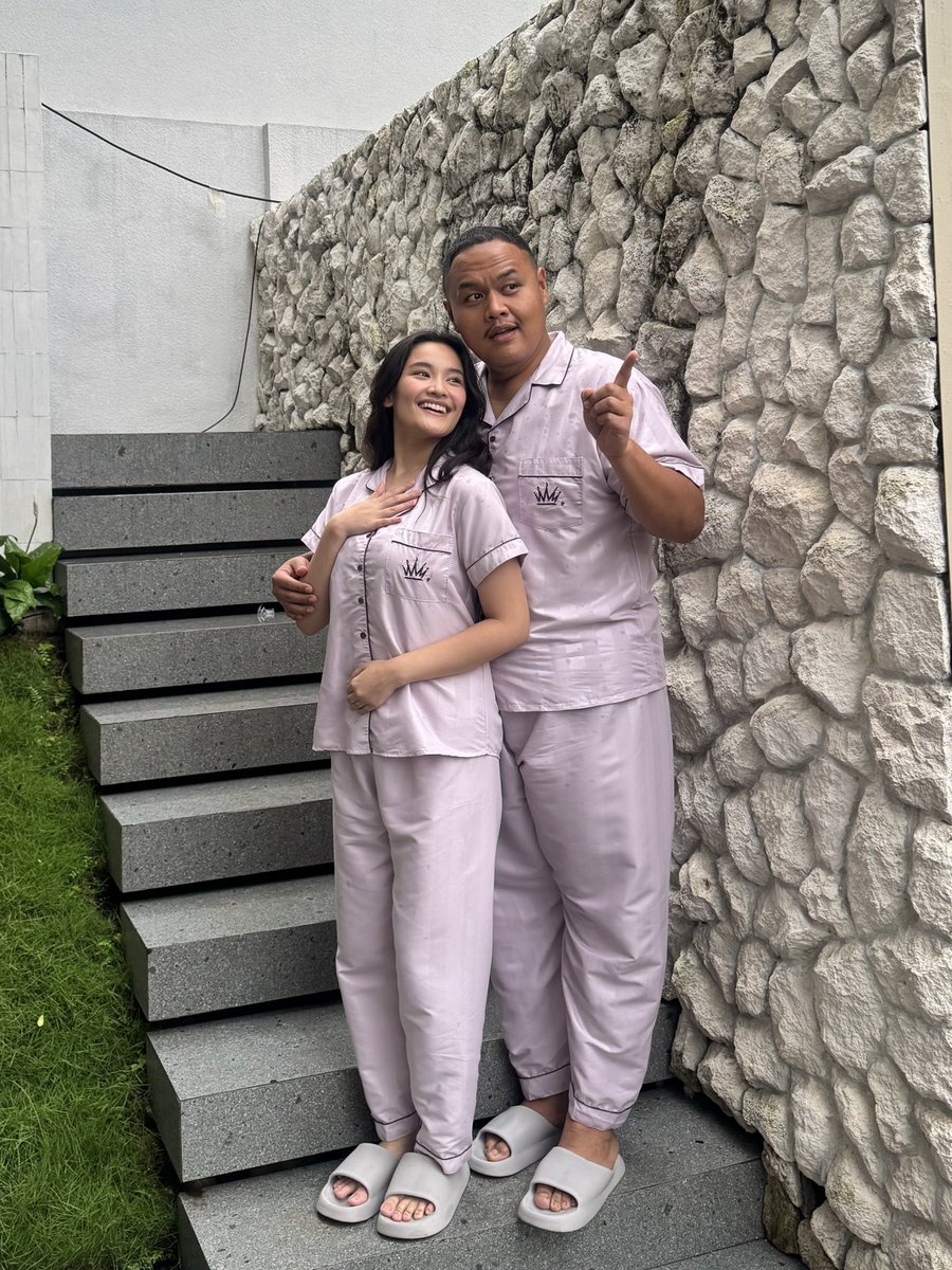 Adzana Ashel tweet media