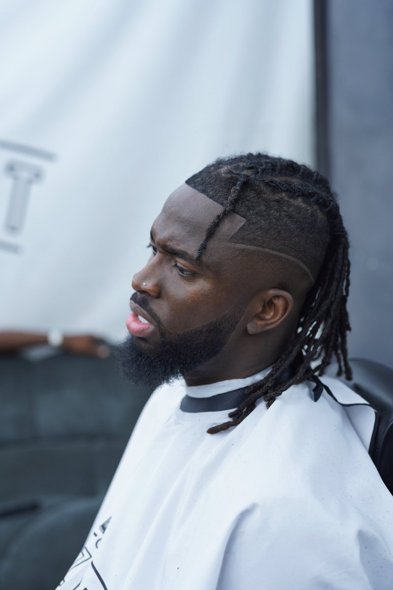 Topzy the HAIROSURGEON💈 tweet media