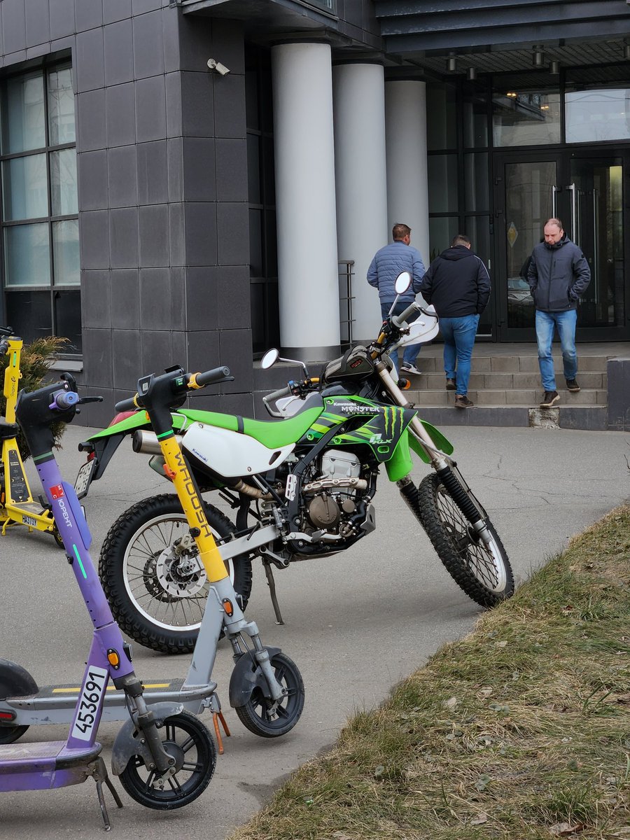 Alexander tweet media