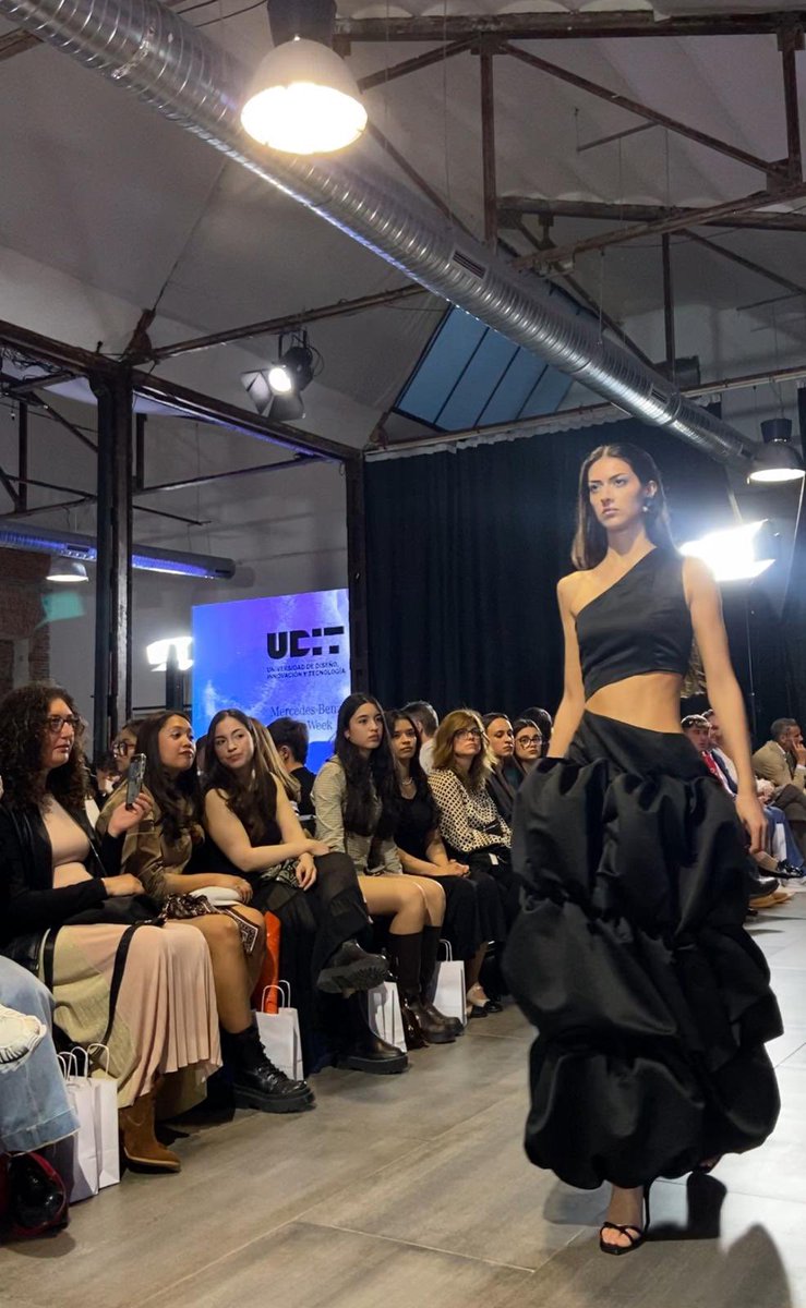 MARCA ESPAÑA EN REE tweet media